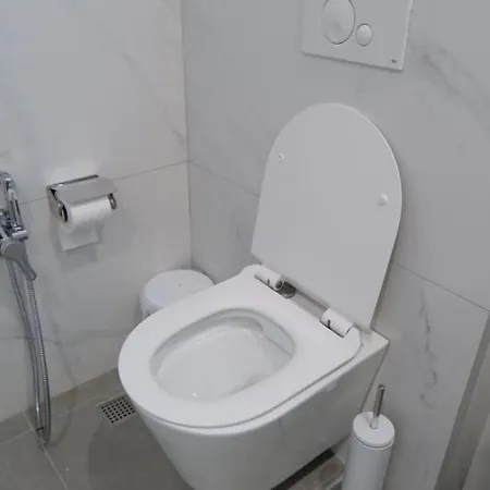 Kristi 02 Appartamento *