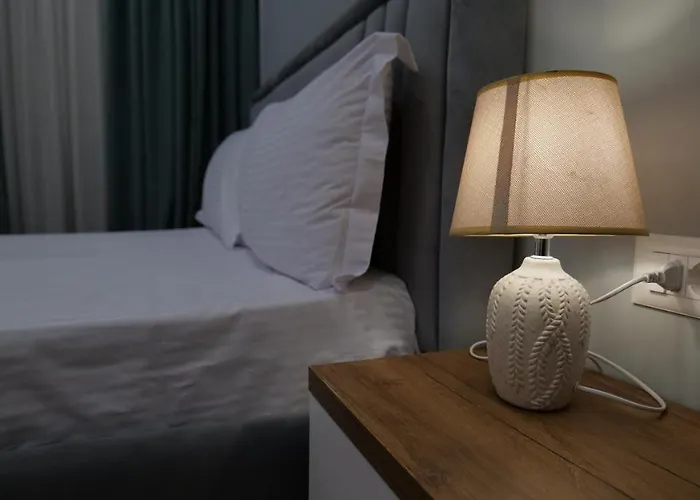 Kristi 02 * Τίρανα