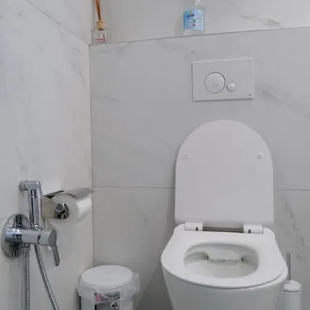 Kristi 02 Тирана